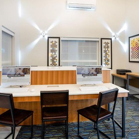 Holiday Inn Express & Suites Lincoln City By Ihg Buitenkant foto