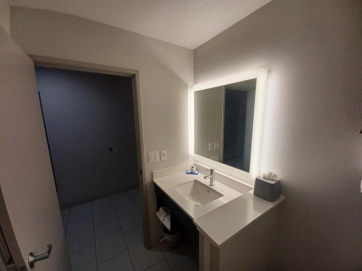 Holiday Inn Express & Suites Lincoln City By Ihg Buitenkant foto