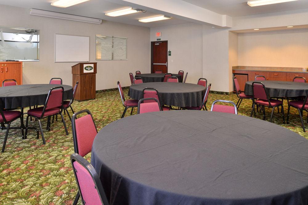 Holiday Inn Express & Suites Lincoln City By Ihg Buitenkant foto