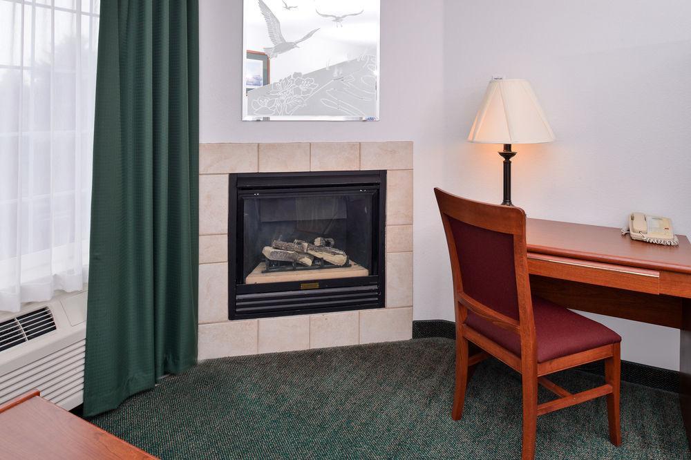 Holiday Inn Express & Suites Lincoln City By Ihg Buitenkant foto