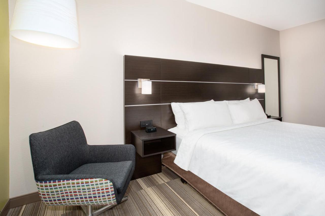 Holiday Inn Express & Suites Lincoln City, An Ihg Hotel Kamer foto