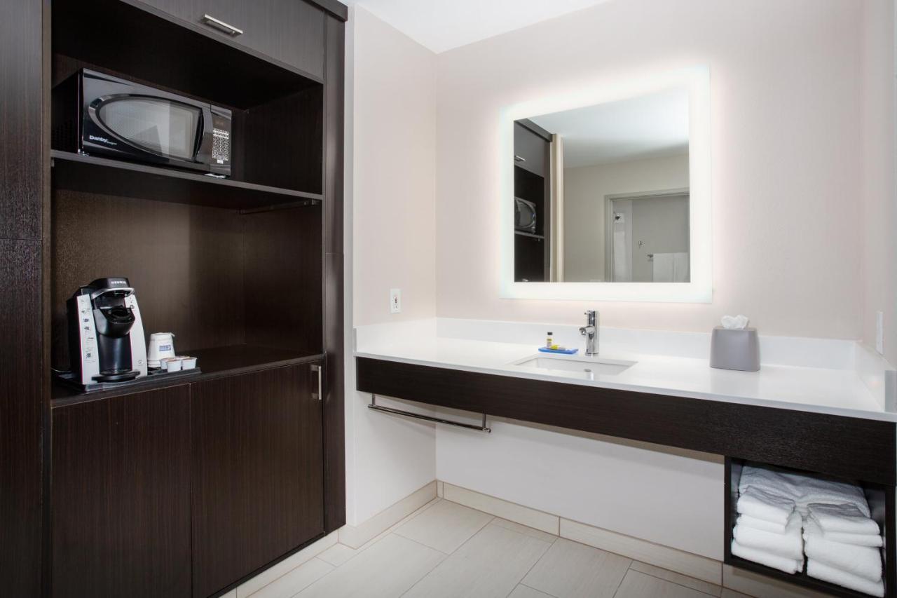 Holiday Inn Express & Suites Lincoln City By Ihg Buitenkant foto